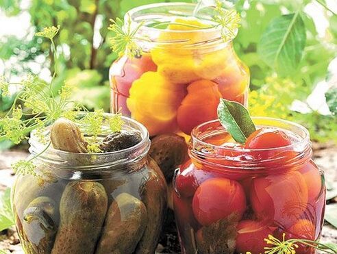 pickled cucumbers and tomatoes to remove parasites