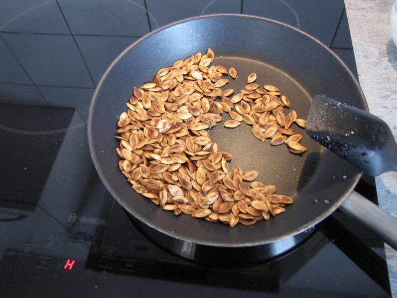 Roasted pumpkin seeds are good for getting rid of parasites and for pregnant women